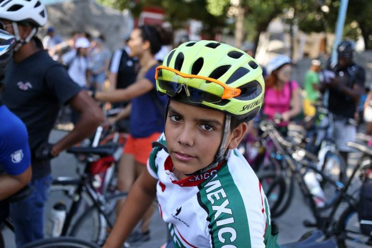 Masa Critica Habana por el fotografo Alejandro Ernesto