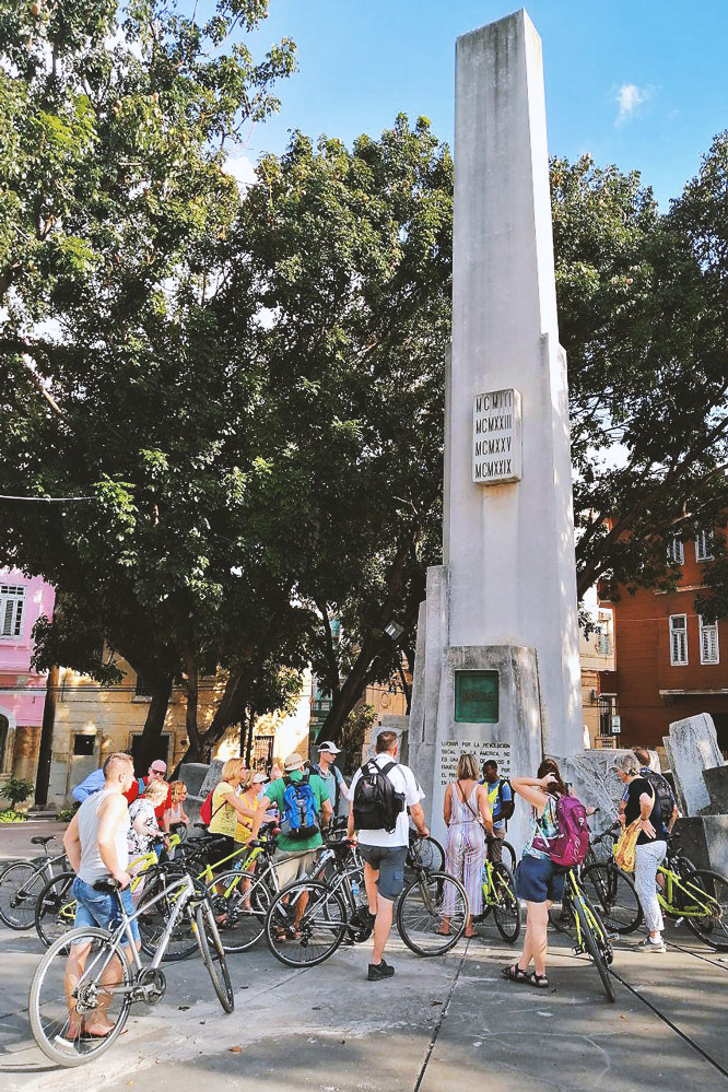 citykleta_havana_by_bike_tour_monumento_julio-antonio_mella_cuba