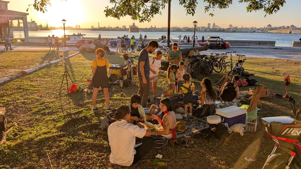 Bicipiknic en Regla, La Habana